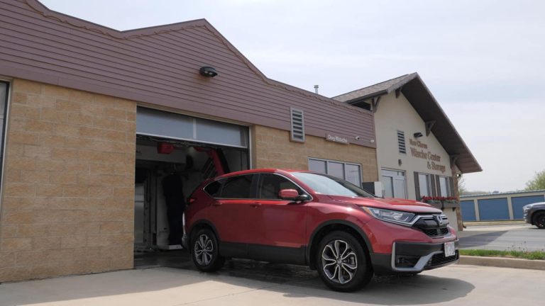 New Glarus Wasche Center & Storage - Car Wash 02